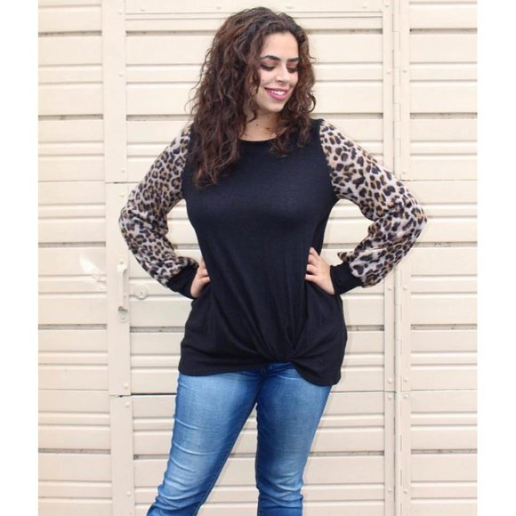 Promesa Leopard Sleeve Tunic - Picture 4 of 4